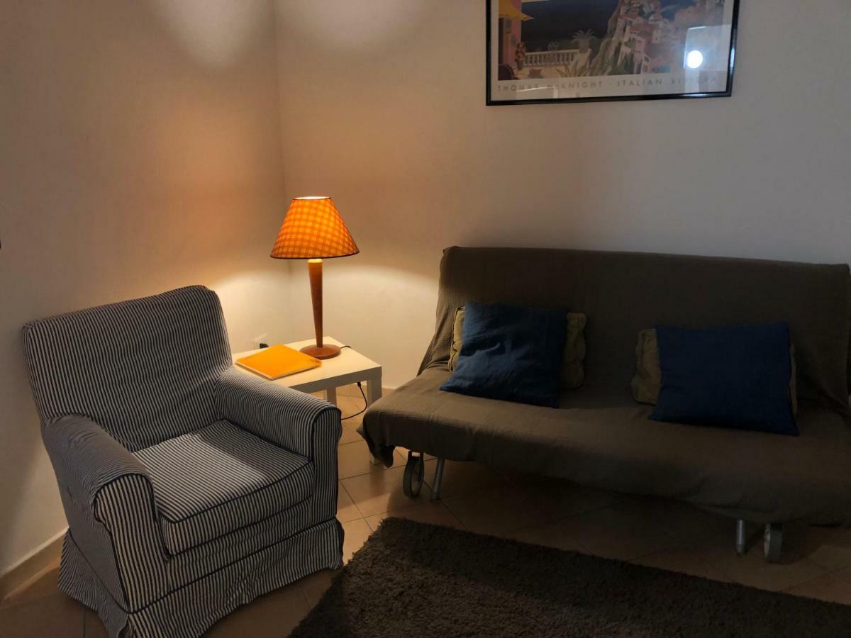 Apartamento Caio Asinio Nápoles